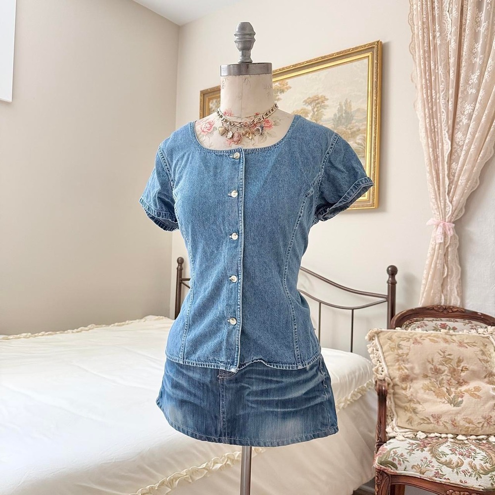 Y2K Sonoma size XL blue denim short sleeve button front top